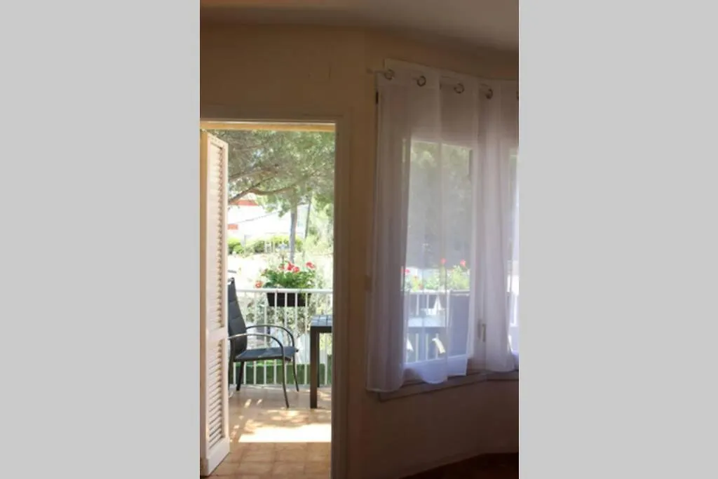 Luxury 4 Bed Apartment On Coastal Footpath At Cap Ras Llanca